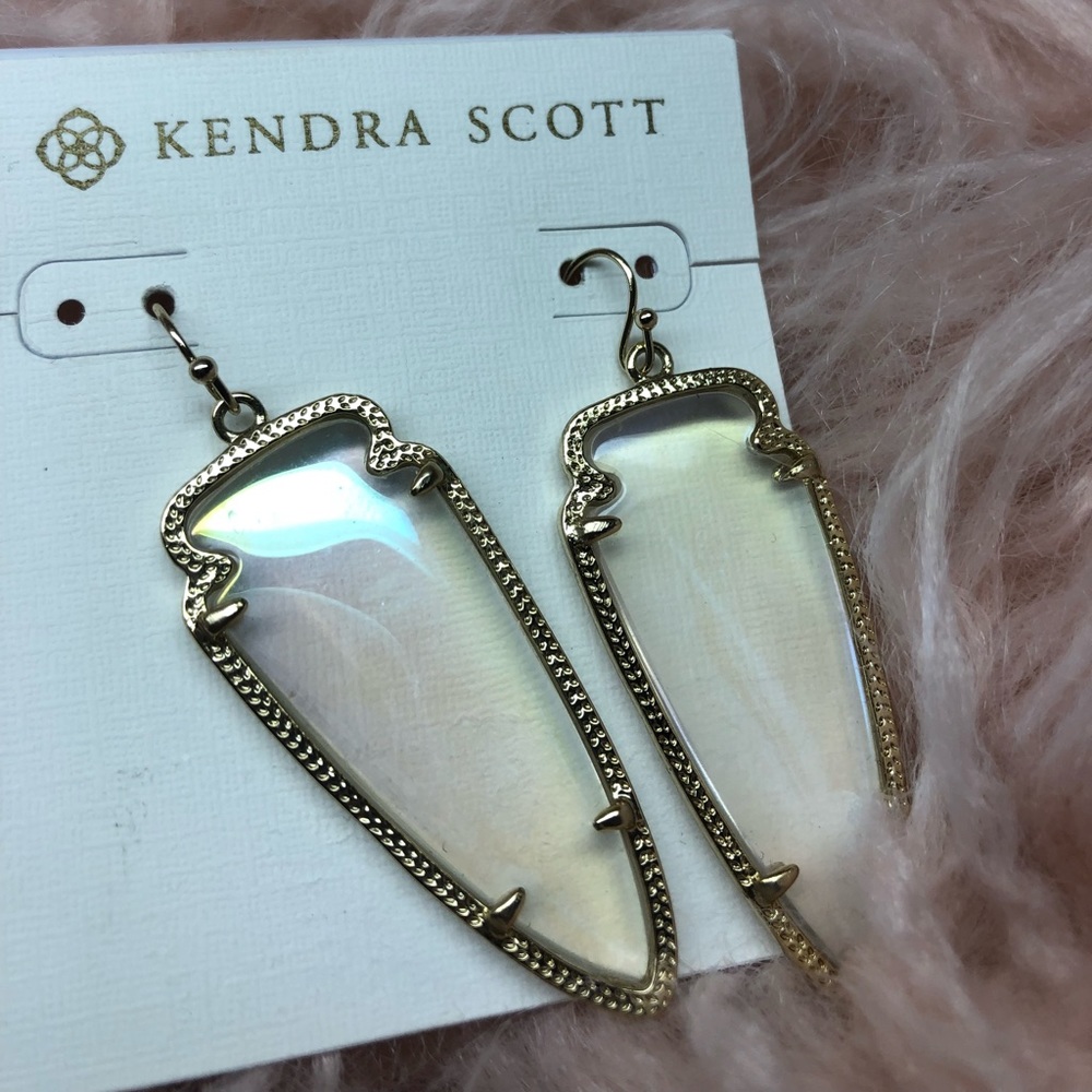 Sold. Rare Kendra Scott earnings - Picture 5 of 8